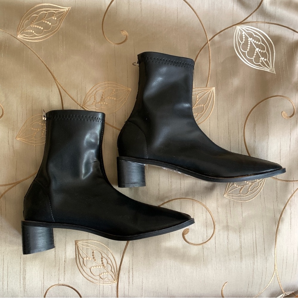 DAMDA Stylish Black Ankle Heeled Boots (23.5) - Picture 2 of 5